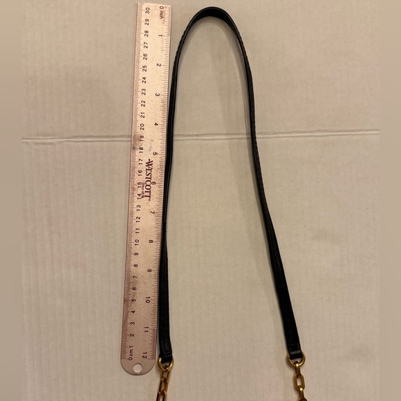 Marc by Marc Jacobs Classic Q Natasha Crossbody w/ Black Pebbled Leather Gold HW - Picture 11 of 16